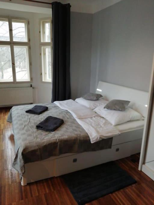 2 Bedrooms Close Vysehrad - Congress Centrum Praga Exterior foto